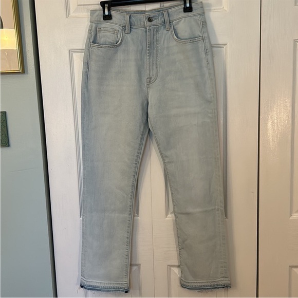 Splendid 29 Jeans Easy Slim Release Hem Crop Jean light wash NWT - Picture 2 of 11